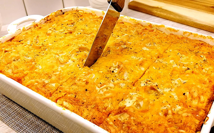 Большой мясной пирог без замеса теста: ленивая лазанья в сочной заливке