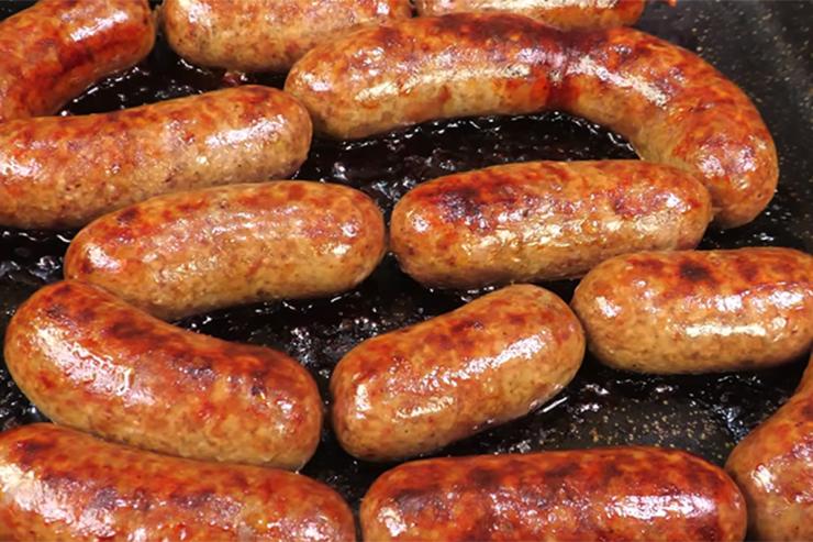 Сочные колбаски из печени с гречкой: купаты получаются всегда лучше магазинных