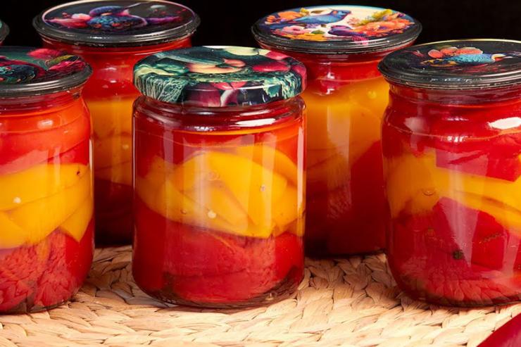 Готовили на зиму, а съели за вечер: маринованный болгарский перец, вкуснее любых солений