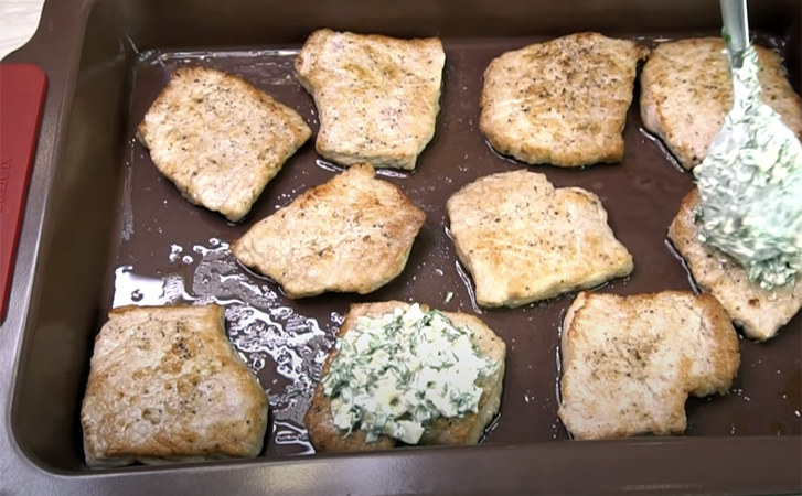 Мясо по-барски, как раньше подавали в богатых домах. Продукты простые, но получается изысканно