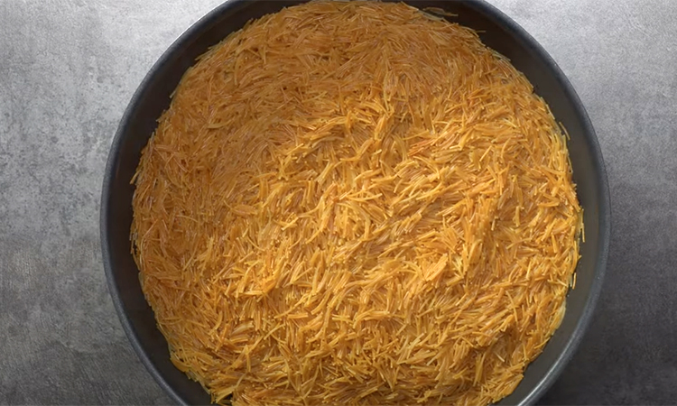 Превращаем вермишель в замену жареной картошке. 15 минут на сковороде: от пресных макарон не остается и следа