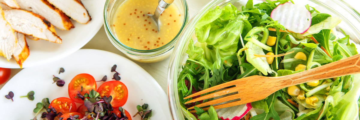 5 способов сделать вкуснее летний салат