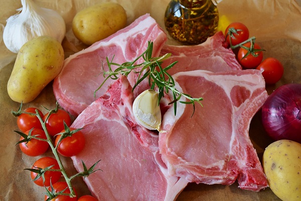 10 простых способов проверить качество разных продуктов: молоко, замороженные овощи, курица