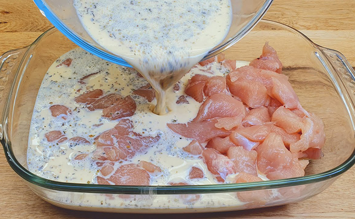 Филе курицы с грибами под сметаной с сыром рецепт – Французская кухня: Основные блюда. «Еда»