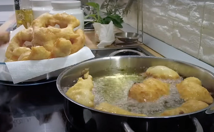 что можно приготовить из муки и воды без яиц и молока